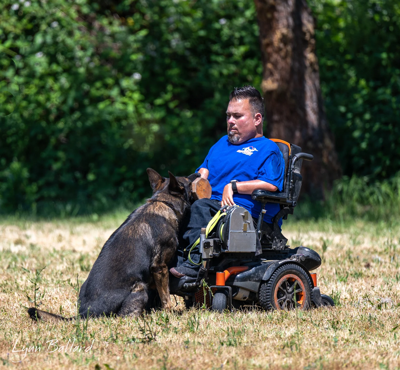 Jason Lake and German Shepherd demonstrating focused IGP handler engagement